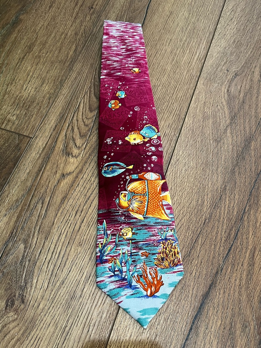 Vintage Tabasco Hot Sauce Novelty Silk Tie - Aquarium Fish Diver Scuba Scene